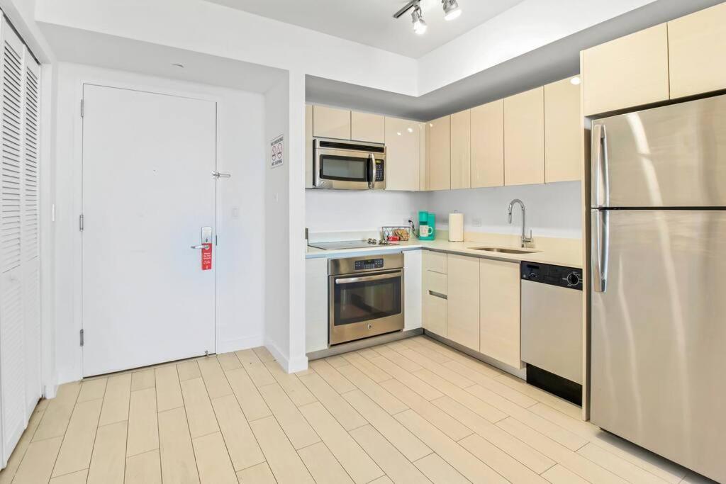Ocean View 2Br 2Bth Hallandale Beach Miami Ft Lauderdale المظهر الخارجي الصورة