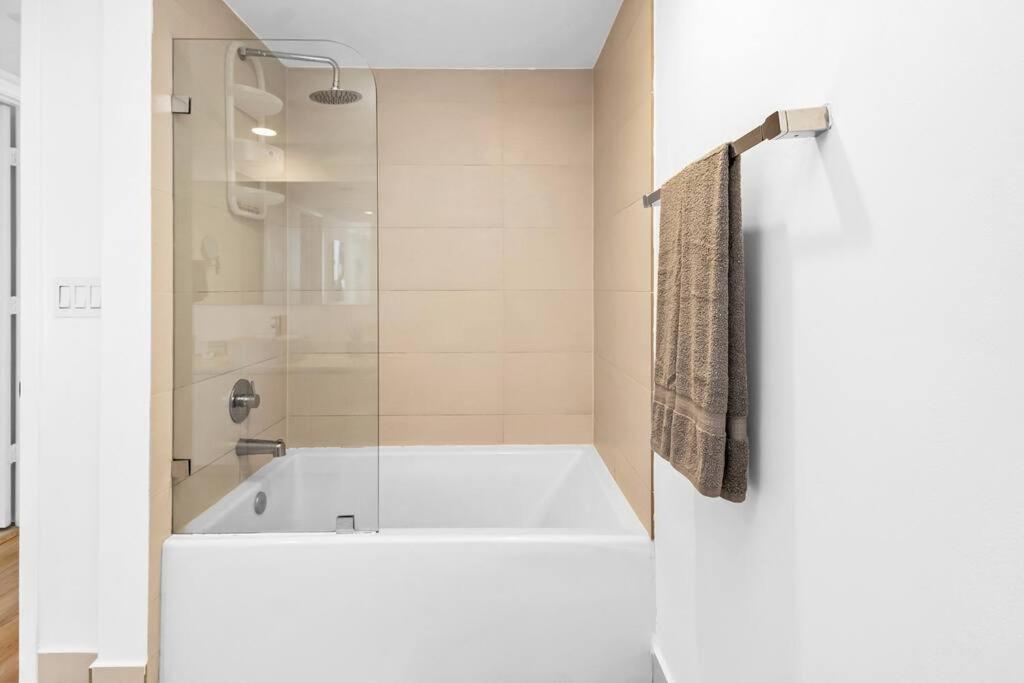 Ocean View 2Br 2Bth Hallandale Beach Miami Ft Lauderdale المظهر الخارجي الصورة