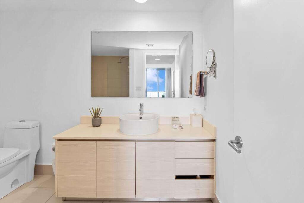 Ocean View 2Br 2Bth Hallandale Beach Miami Ft Lauderdale المظهر الخارجي الصورة