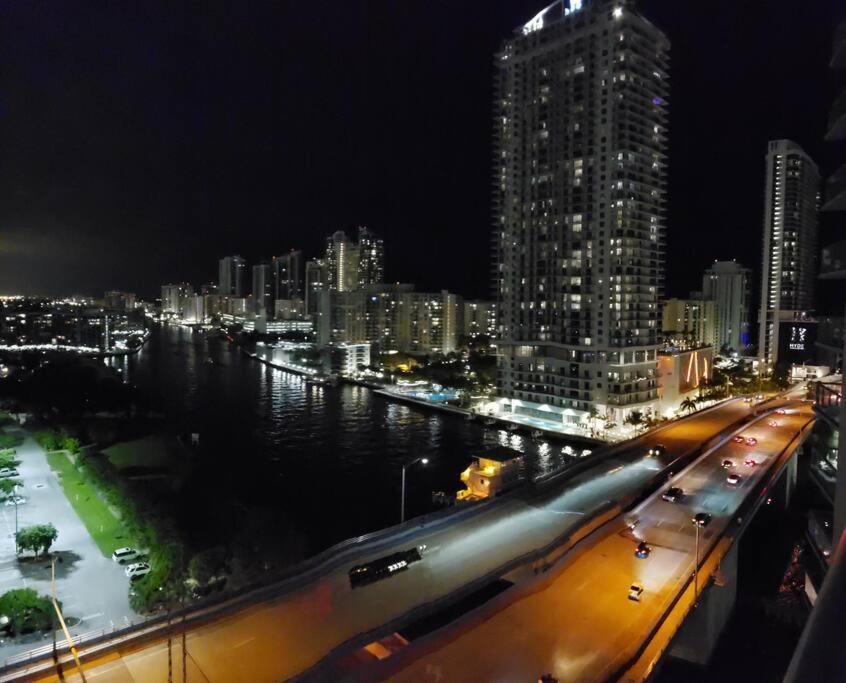 Ocean View 2Br 2Bth Hallandale Beach Miami Ft Lauderdale المظهر الخارجي الصورة